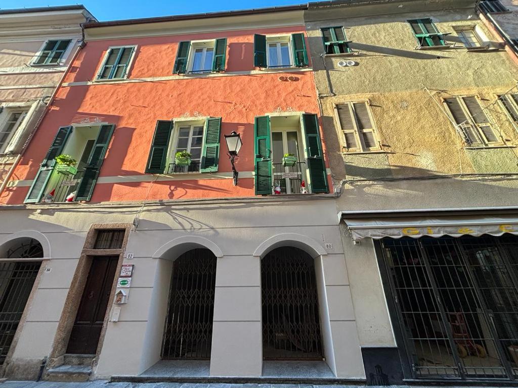 Loano Centro Storico Appartamento Loft Con Parcheggioprivatogratuito Exterior foto